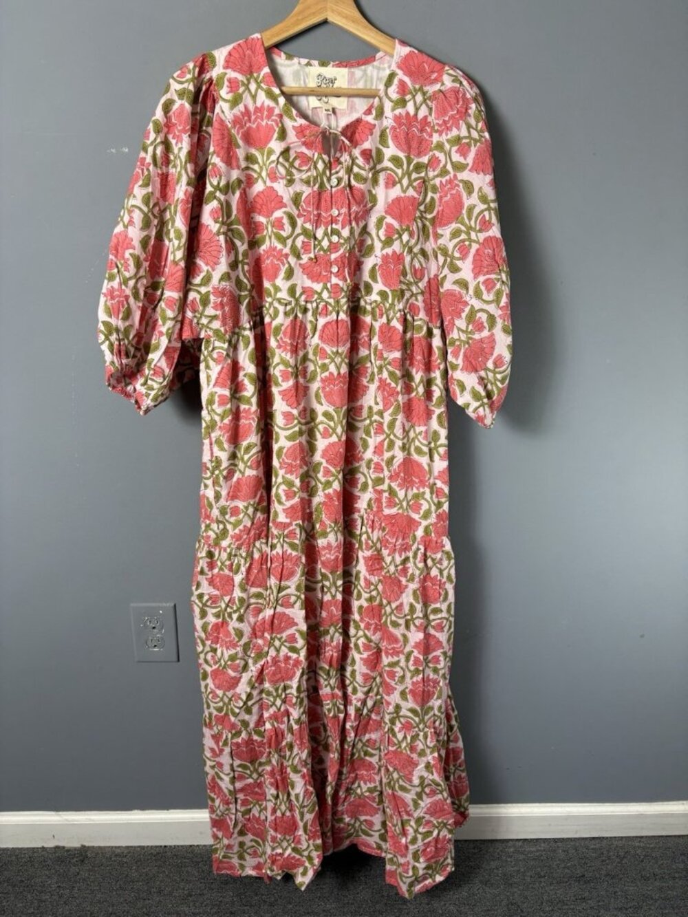 NWT RIVER GODDESS Womens M/L Neera Maxi Dress in Lotus Floral Print - Picture 2 of 9